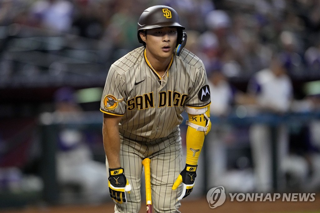 Ha-Seong Kim named Padres' winner of 2023 Heart & Hustle Award