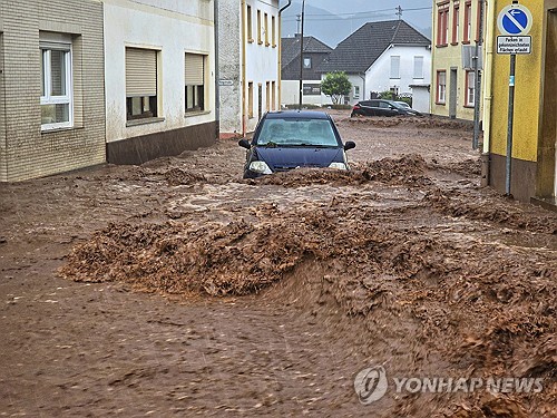 '3년전 대홍수 상흔' 독일 서부에 폭우…1명 사망