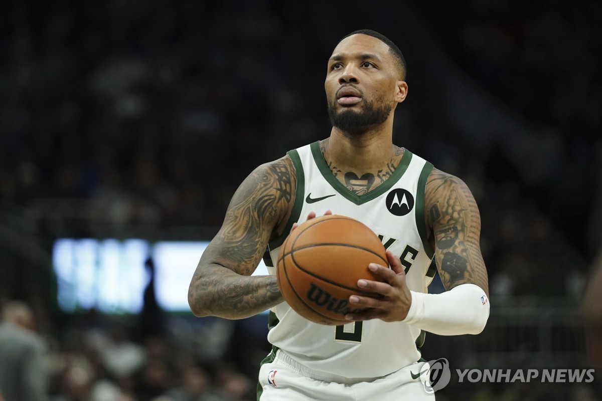 '아킬레스건 파열' NBA 릴러드, 친정 포틀랜드 복귀