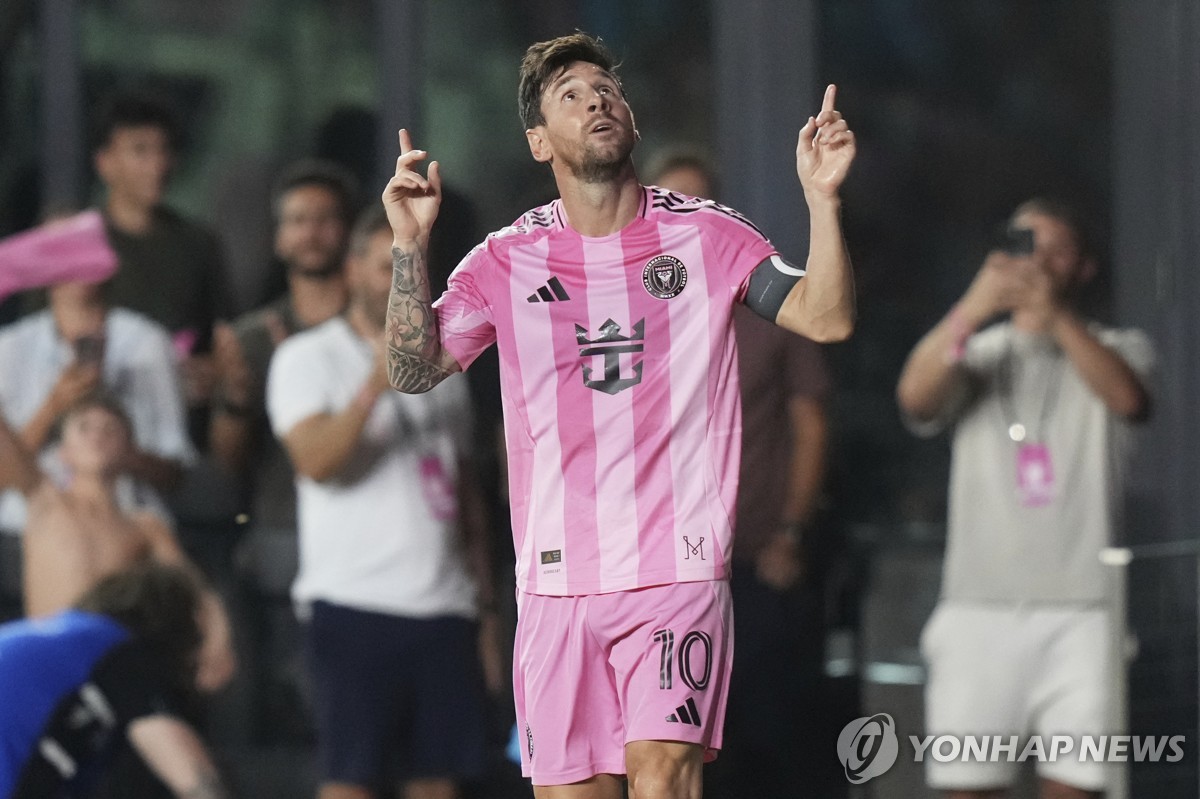 메시, 월드컵 또 뛸까…부상 회복 전 예선 예비 명단에
