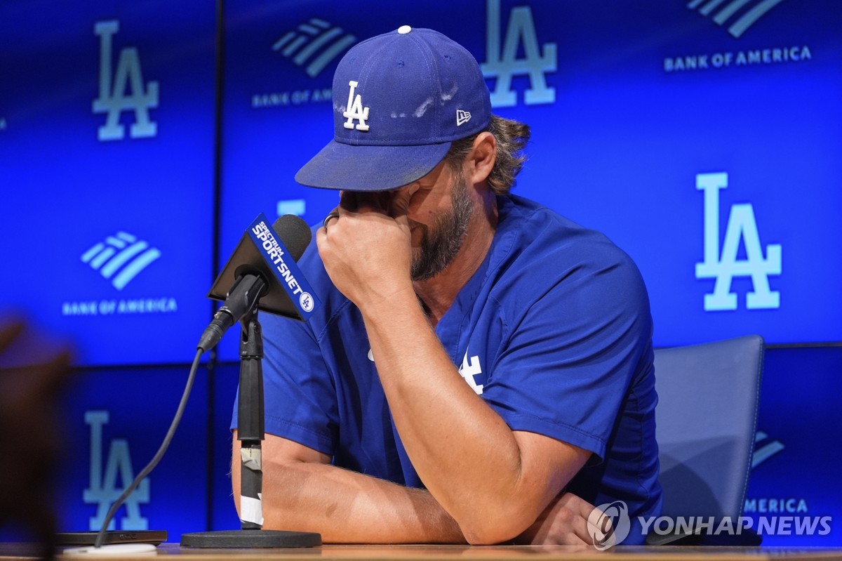 은퇴 선언' 커쇼 "건강하게 시즌 마치는 올해가 떠나야 할 때"
