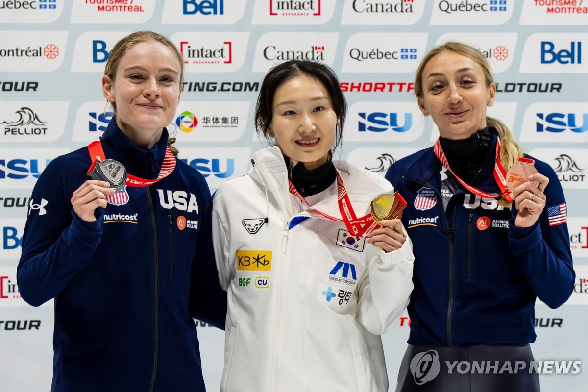 쇼트트랙 최민정, 2차 월드투어 1,500ｍ 금…혼성계주는 은메달