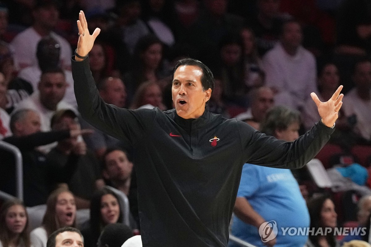 NBA 마이애미, 팀 6연승＋스폴스트라 감독 800승 '겹경사'