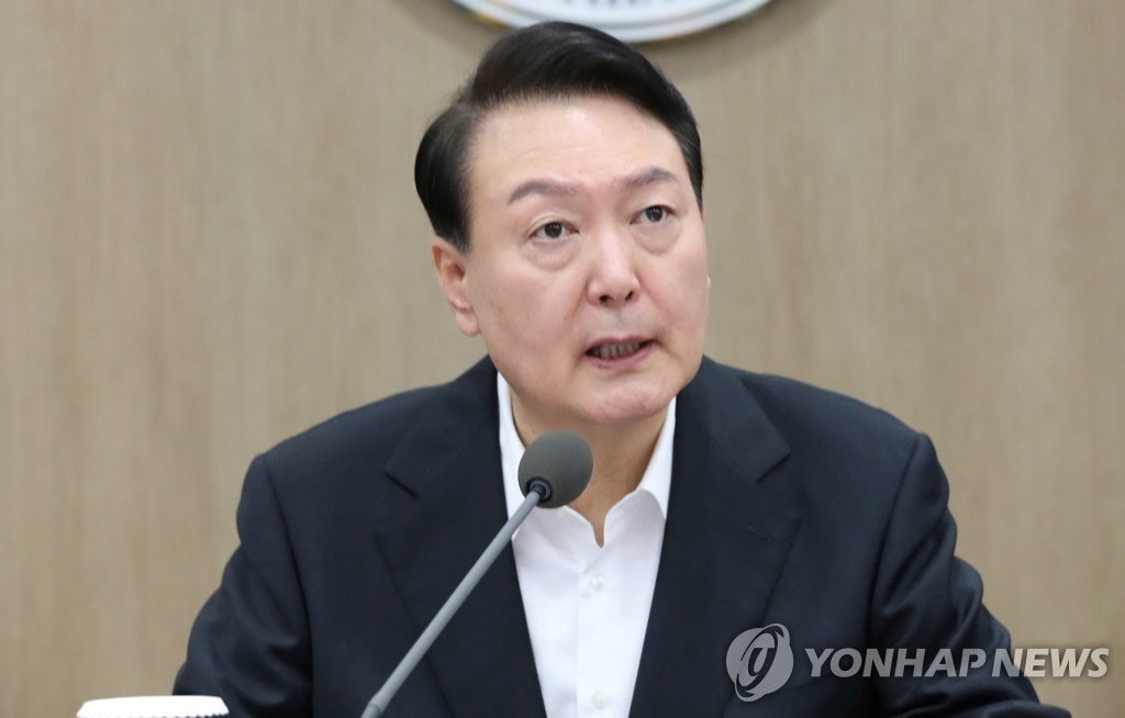 Yoon decries predecessor's N.K. policy, stresses S. Korea-U.S. deterrence: NYT
