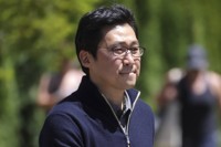 쿠팡 주가 급락…책임회피 김범석 의장, 이미 5천억원 현금화