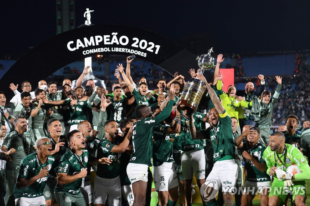 파우메이라스 선수들의 2021 코파 리베르타도레스 우승 세리머니