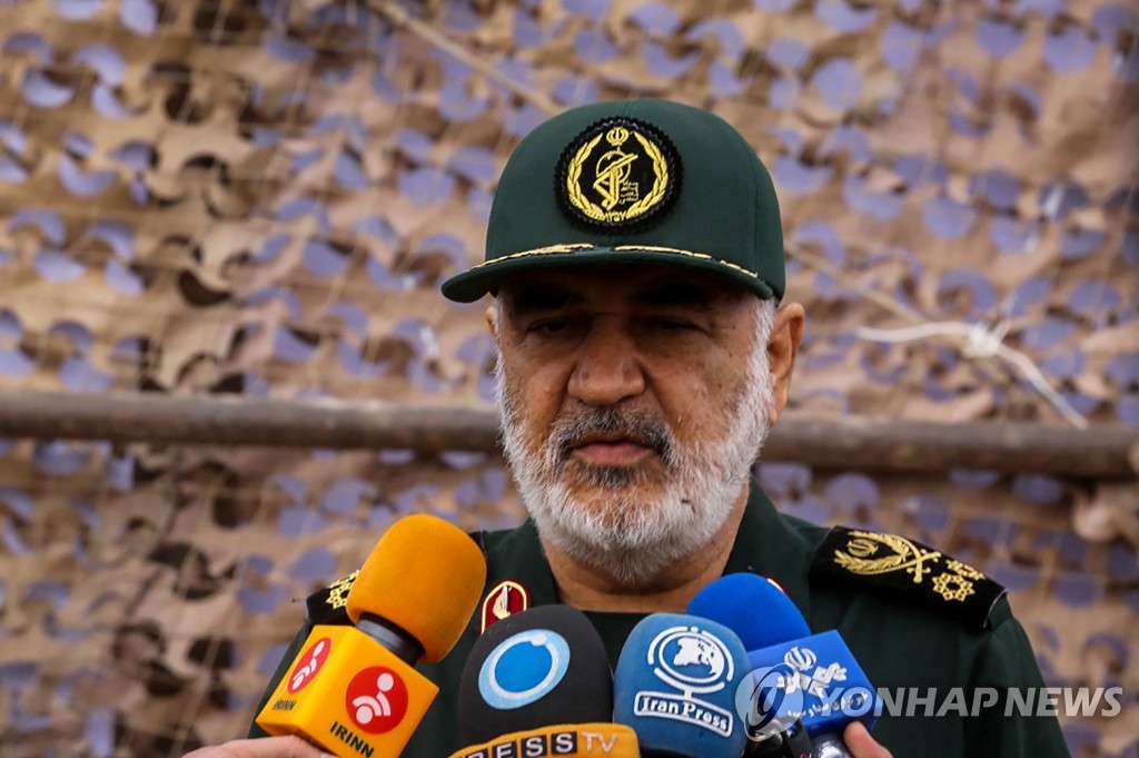 인터뷰하는 이란 혁명수비대 총사령관