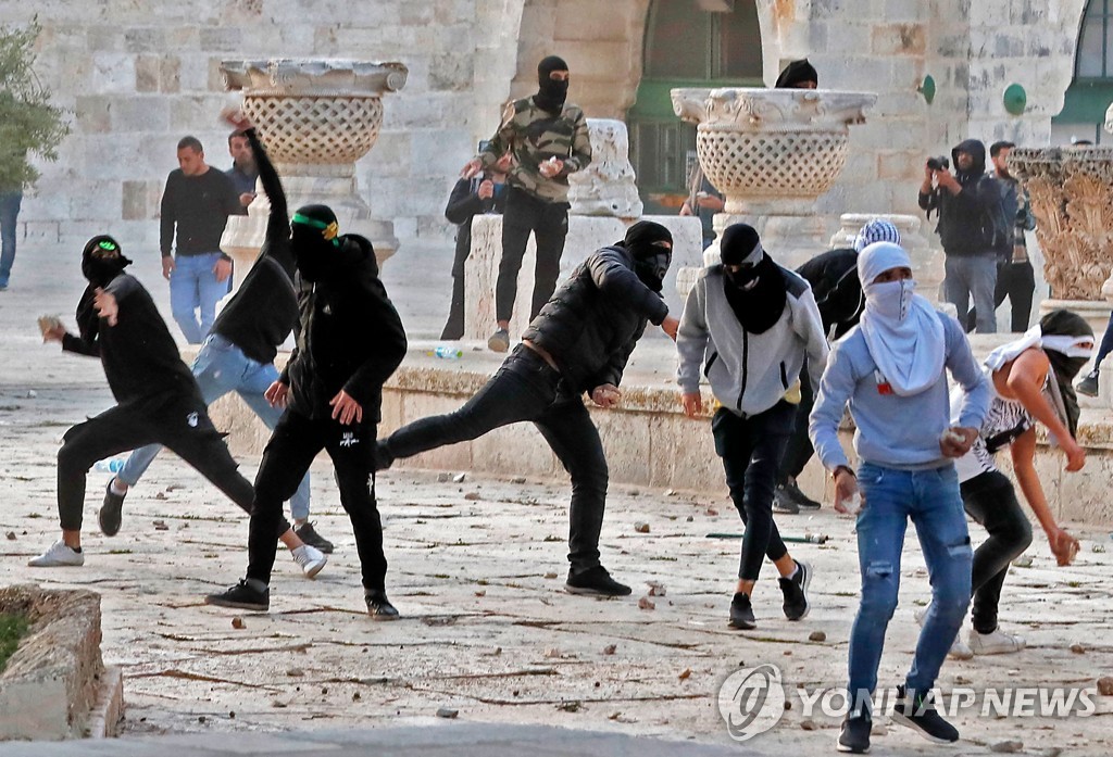 팔레스타인 주민-이스라엘 경찰 또 충돌.