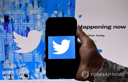 트위터, 광고 위해 이용자 정보 몰래 사용…1천900억원 과징금