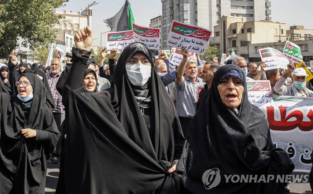이란 '히잡 의문사' 시위서 35명 사망…전방위 분노에 반정부 시위 '들불'