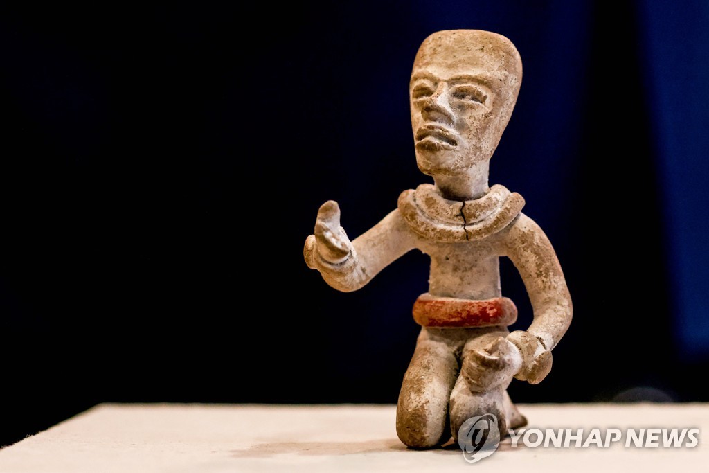 독일이 멕시코에 반환한 테오티우아칸 인물상
