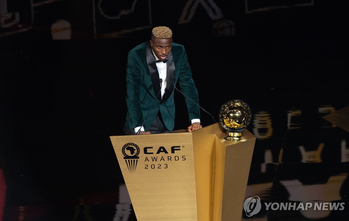 2023 CAF 올해의 남자 선수로 뽑힌 빅터 오시멘 사진 / EPA=연합뉴스