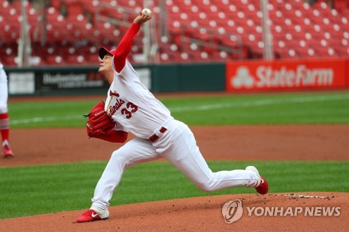 After 3 big league starts, Kim Kwang-hyun looking comfortable in Cardinals'  rotation