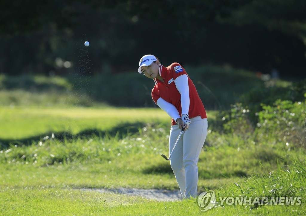 In this Getty Images photo, Lee Mi-rim of South Korea hits her third shot on the third hole during the first round of the ShopRite LPGA Classic on the Bay Course at Seaview Hotel and Golf Club in Galloway, New Jersey, on Oct. 1, 2020. (Yonhap)