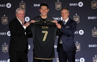 Son Heung-min welcomed to LAFC by city mayor, club executives