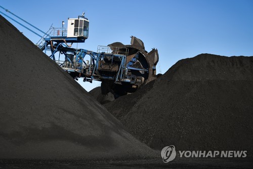 [우크라 침공] 한전 자회사 등 아시아·유럽 기업들, 러시아산 석탄 수입중단