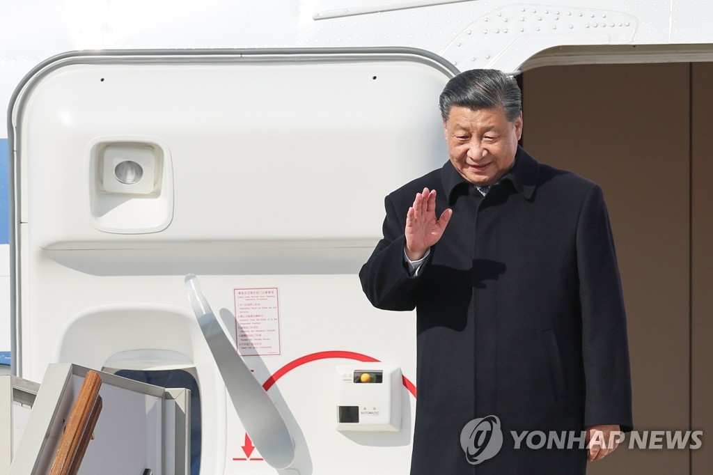 모스크바 도착한 시진핑 중국 국가주석