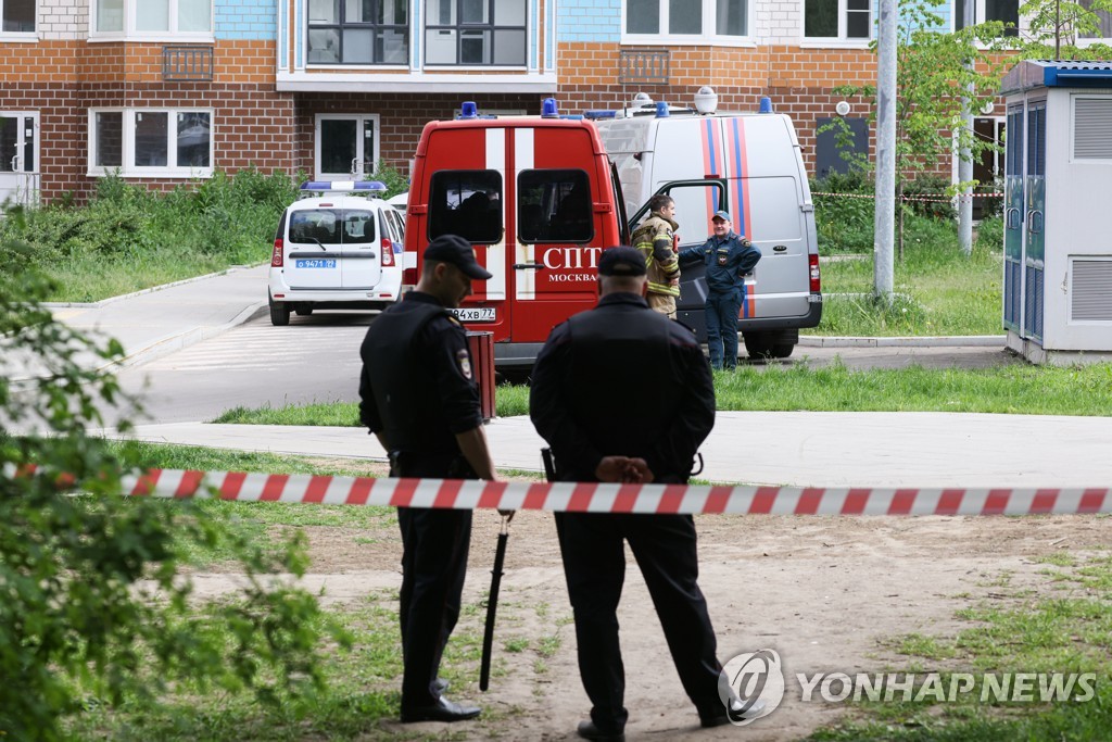 드론 공격 받은 러시아 모스크바 주거건물 