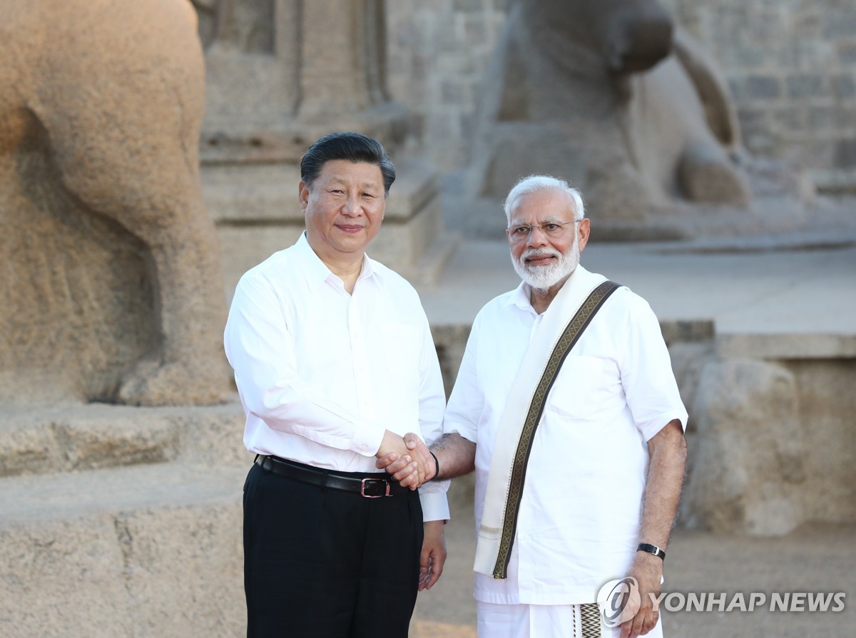 2019년 인도 첸나이에서 만난 시진핑-모디(오른쪽)