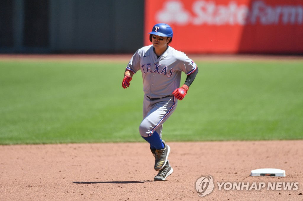 Choo Shin-soo homers to help Rangers beat San Francisco