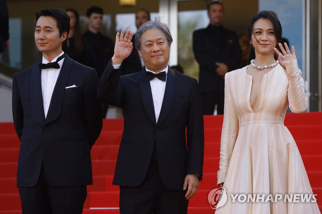 (LEAD) Cannes 2022 : «Decision to Leave» de Park Chan-wook projeté au Grand Théâtre Lumière