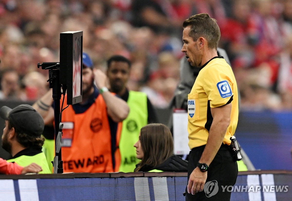 '이창원호 4강 도전' U-20 월드컵서 '비디오판독 요청' 도입