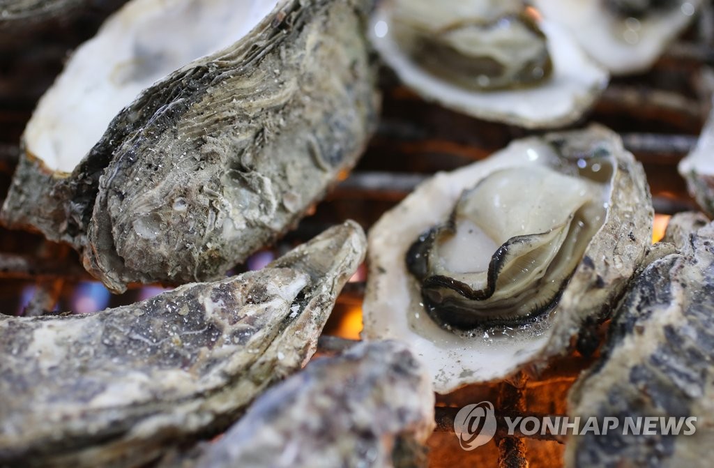 쫄깃하고 달콤한 천북 굴구이