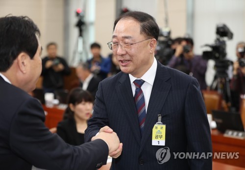 기재위, 홍남기 인사청문보고서 오늘 심사…채택 의견 '우세'