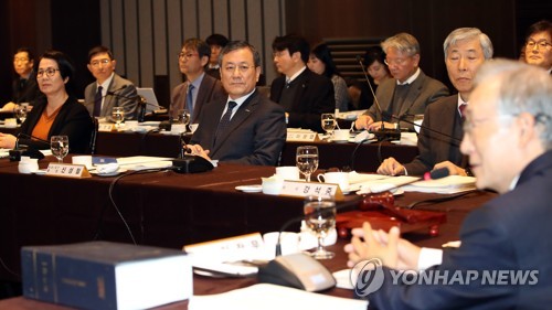 KAIST 이사장 "수사상황 변화 전까지 총장 직무정지 상정 유보"