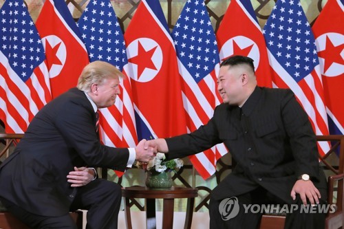 (LEAD) (News Focus) Prospects for U.S.-N.K. nuclear talks grow after Trump, Kim exchange letters