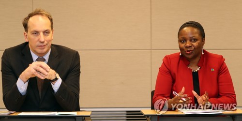 Ambassadeurs du Rwanda et de France