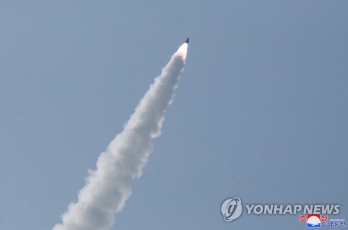 北朝鮮がロケット砲など訓練