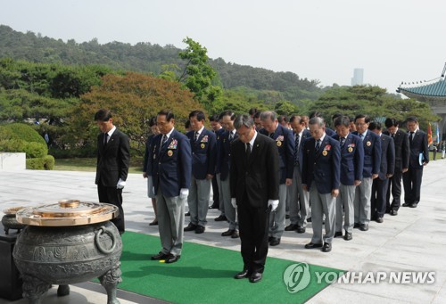 재향군인회, 국립서울현충원 참배