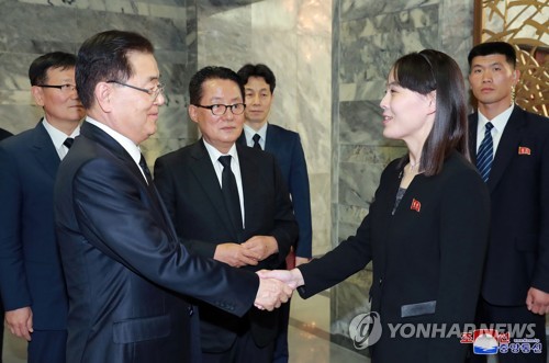 韓国大統領府「北と円滑に意思疎通」　存在感の低下を否定　