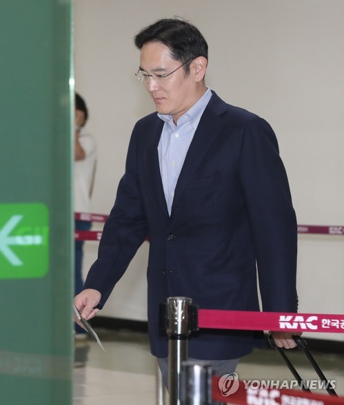 サムスントップ訪日 輸出規制強化を協議か