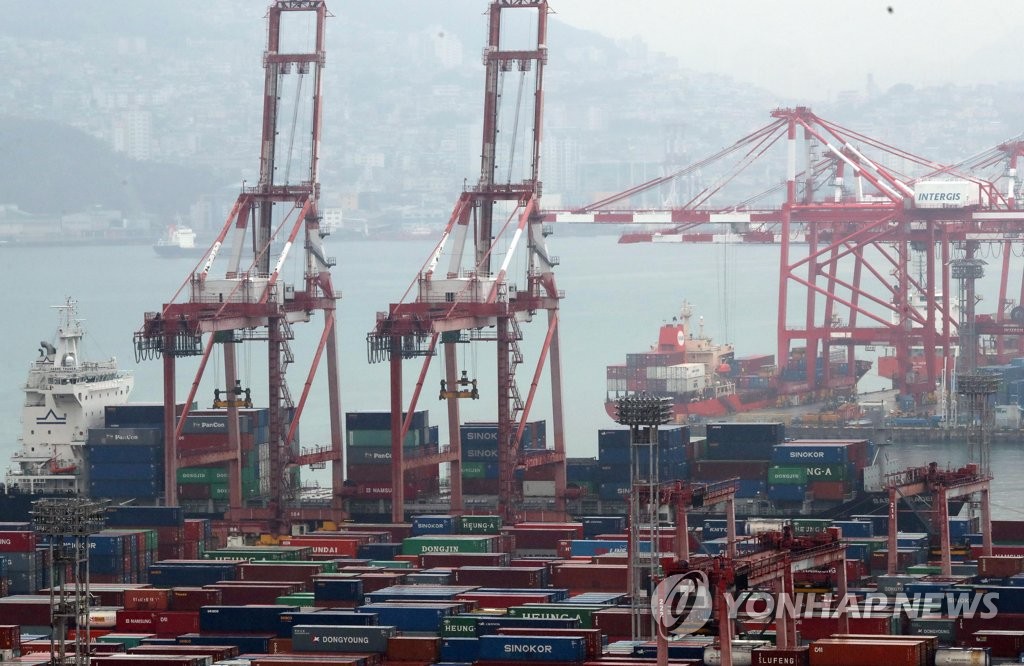 韓国経済　輸出と建設投資の調整局面続く＝政府報告書