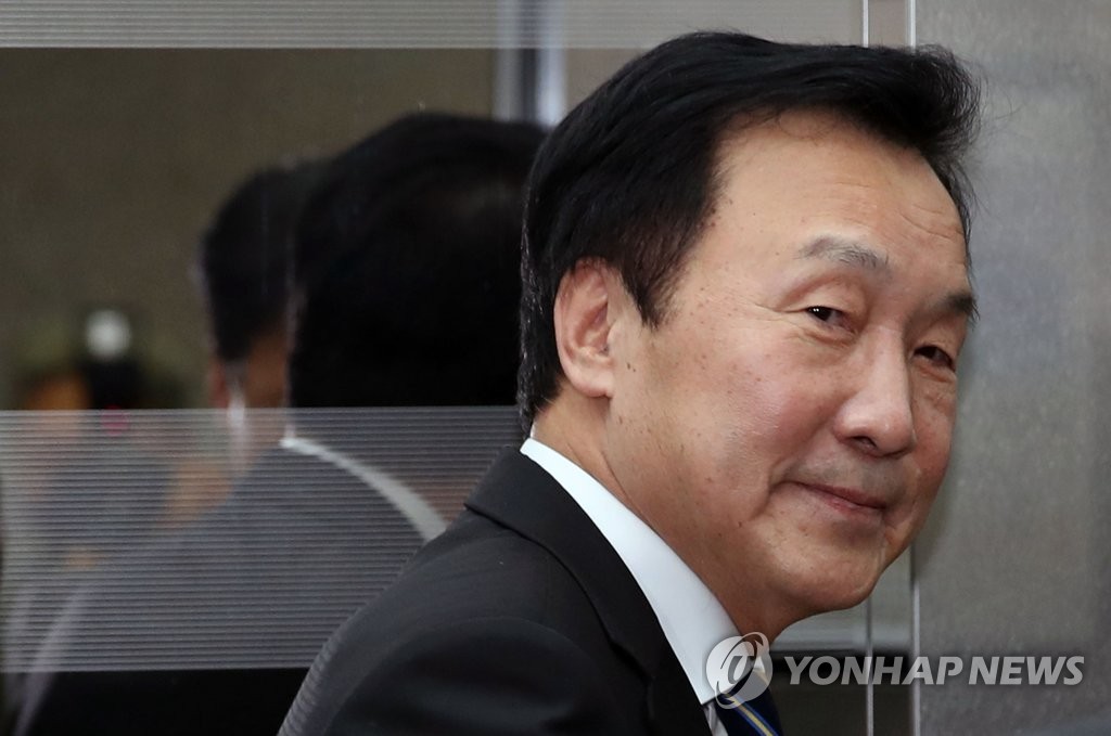 비상대책위 체제 전환 요구 거부 의사 밝힌 손학규