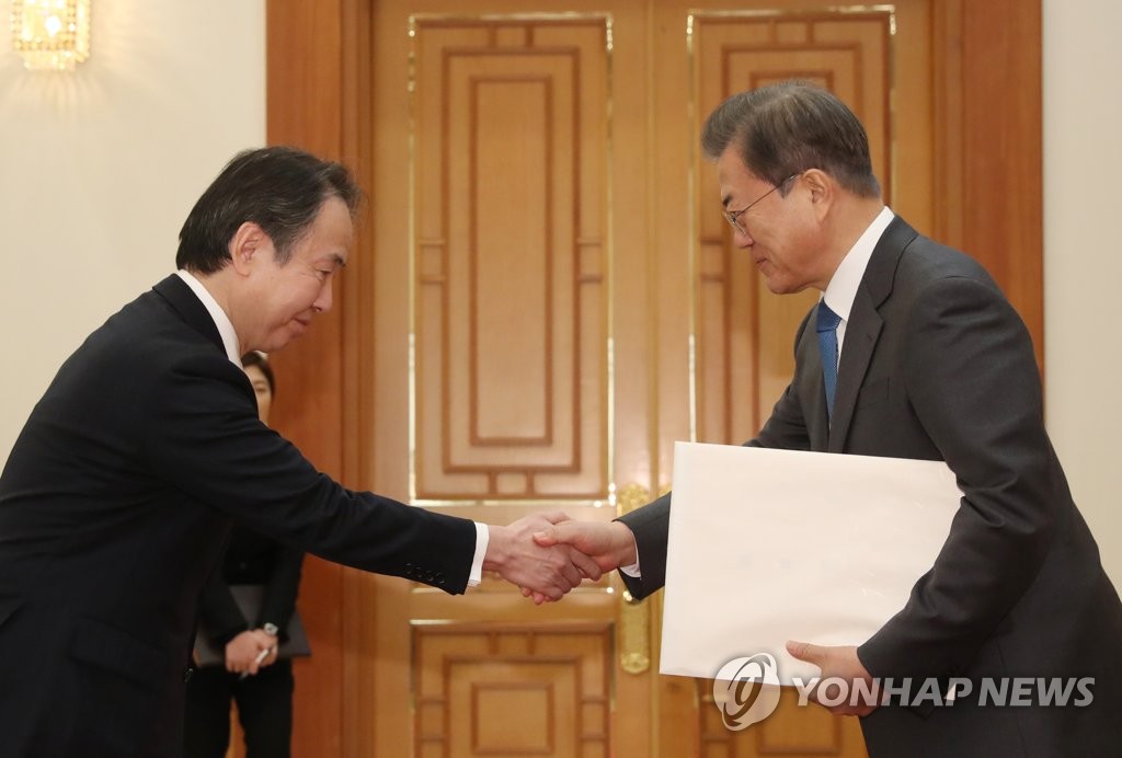 「安倍首相と頻繁に会える関係つくりたい」　駐韓日本大使と面会＝文大統領