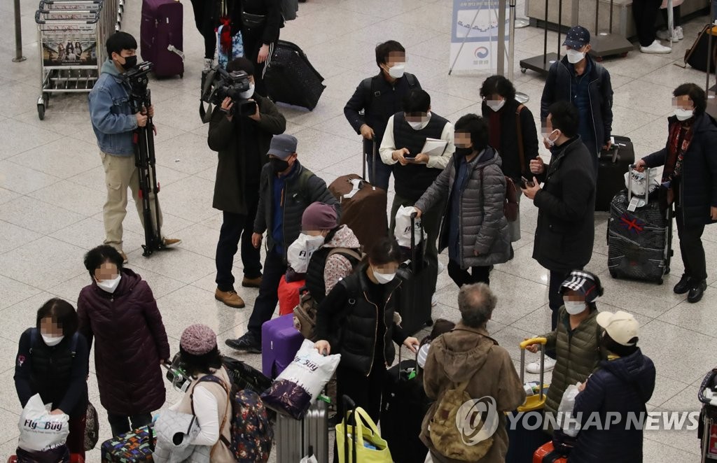 (4th LD) S. Korean tourists on chartered flights return from Israel after entry ban