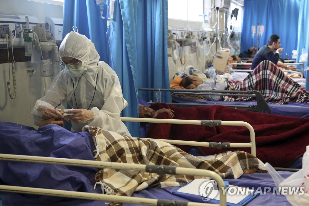 كوريا الجنوبية تستخدم رحلة مستأجرة لإحضار حوالي 80 مواطناً من إيران المصابة بفيروس كورونا - 1