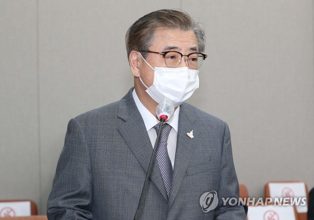 Suh Hoon, director of national security at Cheong Wa Dae, in a file photo. (Yonhap)