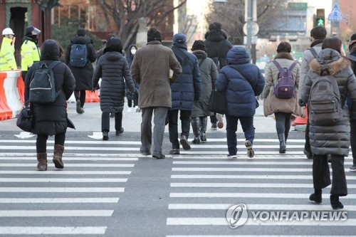 全国で厳しい冷え込み ソウルは夕方から雪に 韓国 聯合ニュース