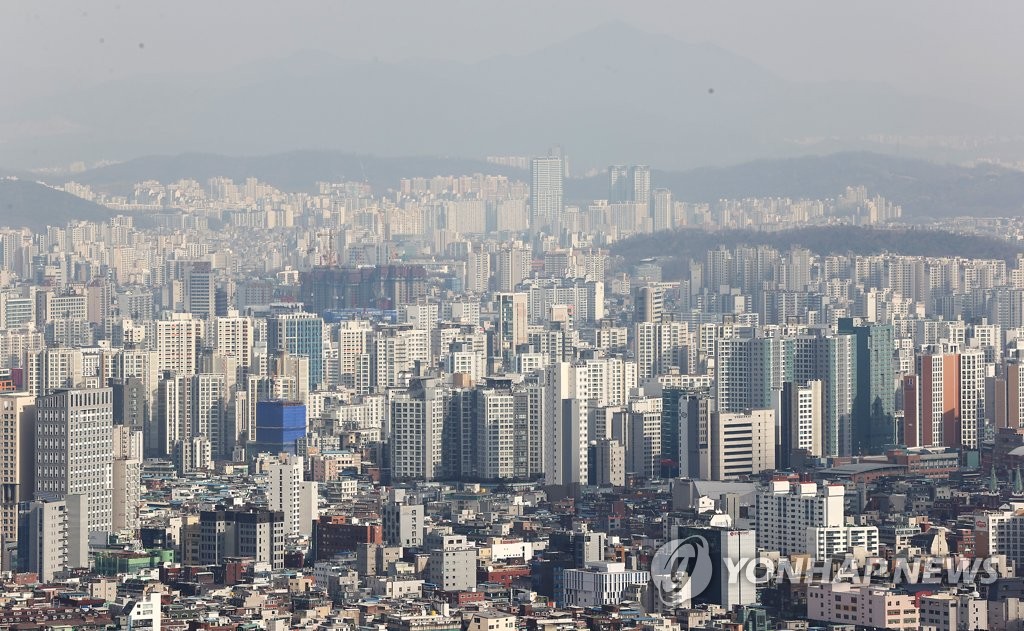 남산에서 바라본 서울이 아파트·빌딩 모습
