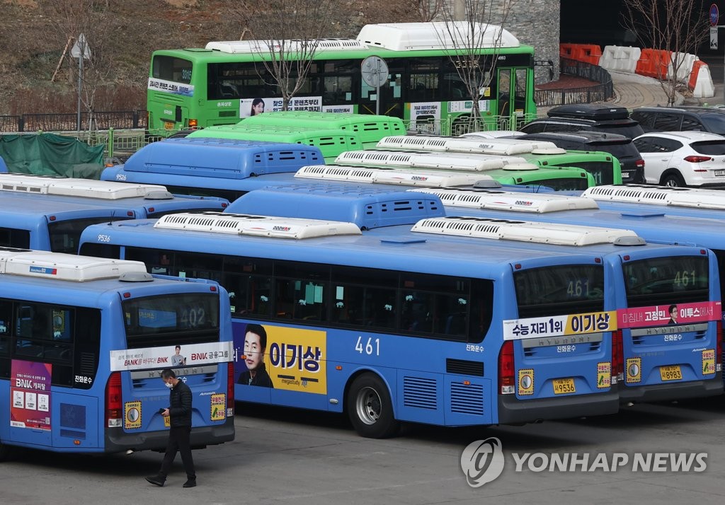 ソウル市内バス 夜間運行を正常化へ＝コロナで減便も客増加で