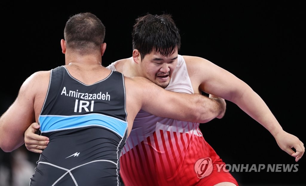 올림픽 김민석 치열한 힘겨루기 연합뉴스