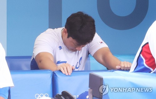 (Olympics) Shell-shocked, apologetic pitcher sees better days ahead for S. Korean baseball