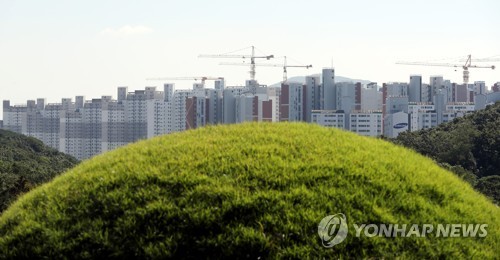 김포 장릉 조망 가린 신축 아파트 단지