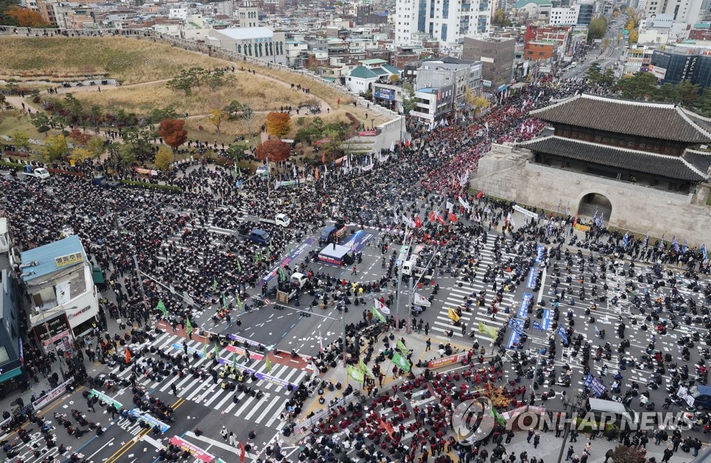 韓国の労組全国組織　大規模集会を強行へ＝ソウル市は禁止通知