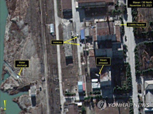 "북한, 핵물질 계속 생산"…영변시설에 차량·인력 이동 활발