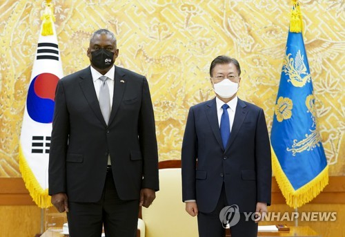 (جديد) الرئيس مون يطلب دعم الولايات المتحدة لمساعى سيئول لإعلان نهاية رسمية للحرب الكورية